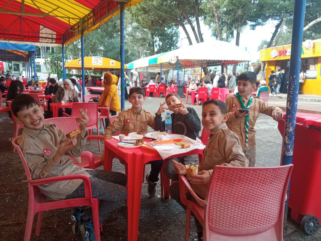 رحلة ترفيهية لمدينة الألعاب